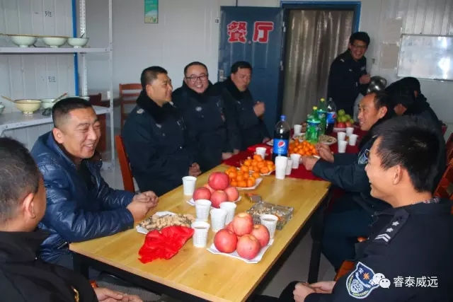 榆林睿泰威遠(yuǎn)保安服務(wù)有限公司 威遠(yuǎn)保安 睿泰威遠(yuǎn)保安 榆林安保 榆林保安 榆林威遠(yuǎn)保安.jpg 榆林睿泰威遠(yuǎn)保安服務(wù)有限公司 威遠(yuǎn)保安 睿泰威遠(yuǎn)保安 榆林安保 榆林保安 榆林威遠(yuǎn)保安.jpg