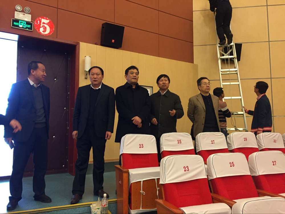 睿泰威遠(yuǎn)保安 會(huì)前安全檢查.jpg 睿泰威遠(yuǎn)保安 會(huì)前安全檢查.jpg